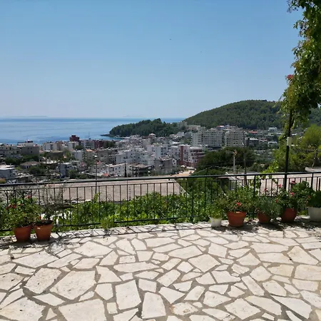 Janakis
