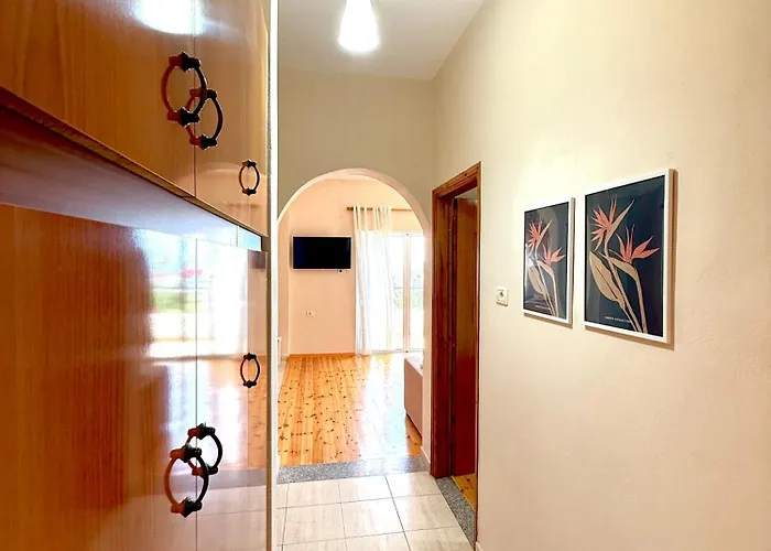 Janakis Daire Himarë