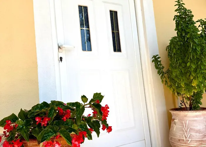 Daire Janakis Himarë